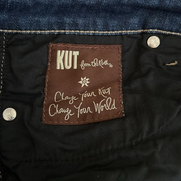 Kut from the Kloth Crop Denim - Picture 6 of 8